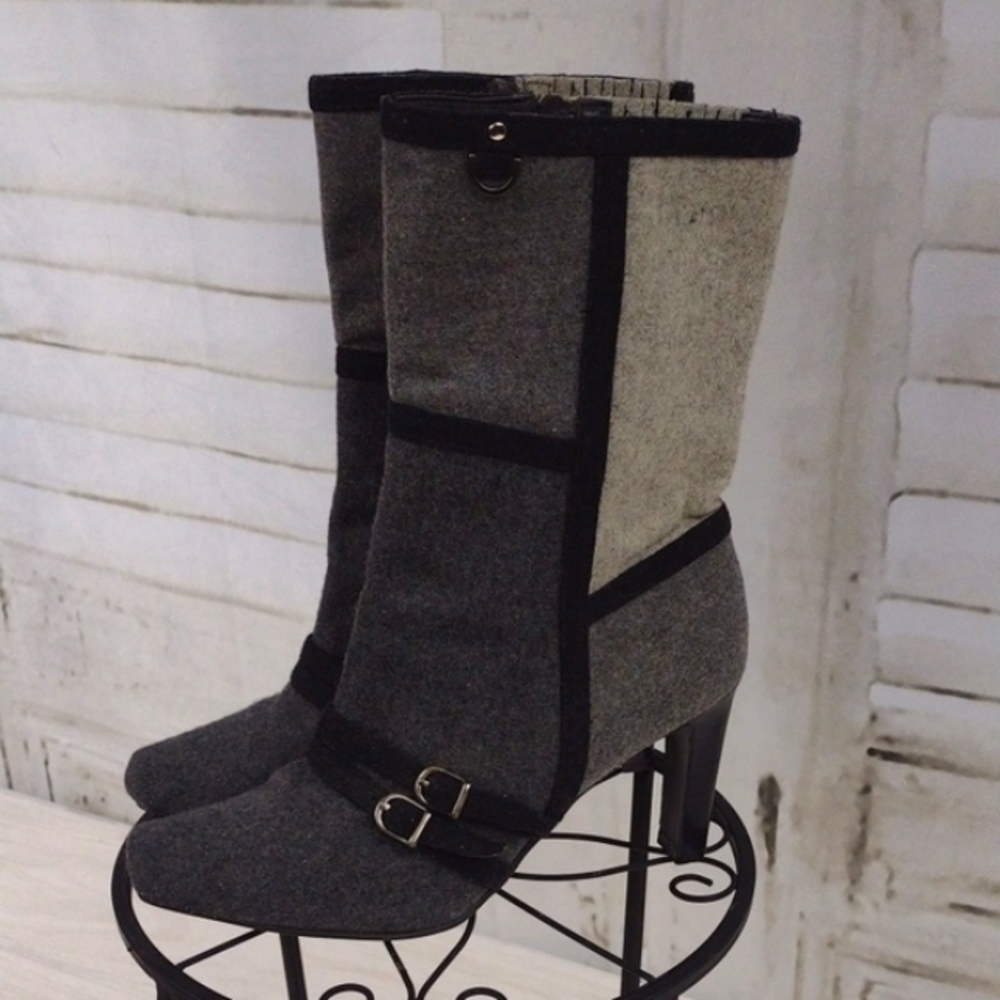New York Transit Gray Colorblock Boots, Size 10